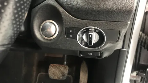 MERCEDES-BENZ GLA GLA 180 Urban Edition Auto