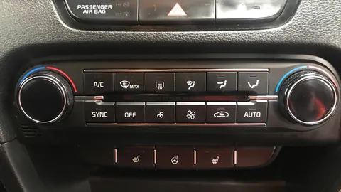 KIA XCEED 1.4T GDi ISG 3