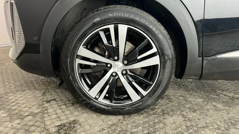 PEUGEOT 5008 1.2 PureTech GT EAT8