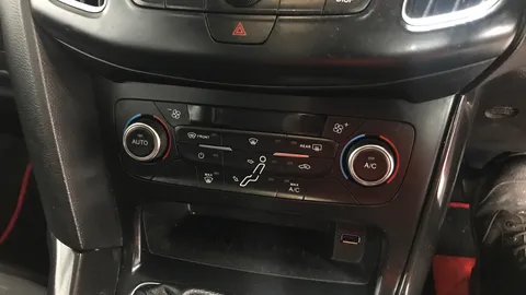 Ford Focus 1.0 EcoBoost Titanium