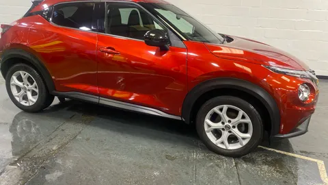 Nissan Juke 1.0 DiG-T N-Connecta