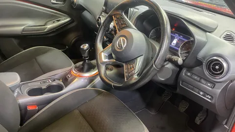 Nissan Juke 1.0 DiG-T N-Connecta