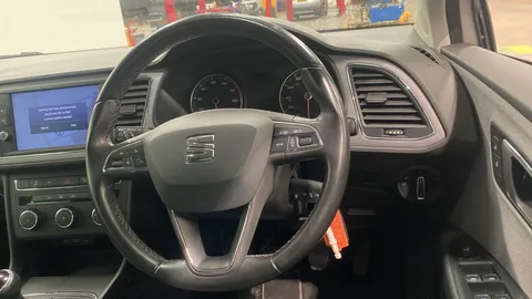 SEAT Leon 1.0 TSI SE Dynamic [EZ]