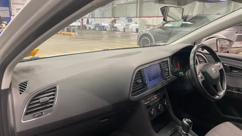 SEAT Leon 1.0 TSI SE Dynamic [EZ]