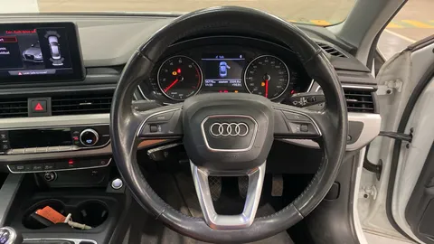 Audi A4 1.4T FSI SE