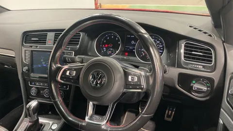 Volkswagen Golf 2.0 TSI GTI DSG [Performance Pack]