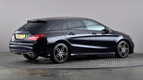 MERCEDES-BENZ CLA CLA 220d AMG Line Tip Auto