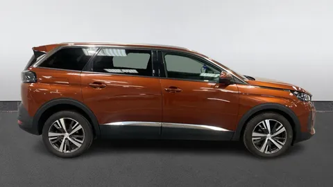 Peugeot 5008 1.2 PureTech Allure EAT8