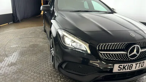 MERCEDES-BENZ CLA CLA 220d AMG Line Tip Auto