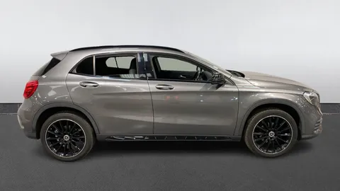 MERCEDES-BENZ GLA GLA 200 AMG Line Auto