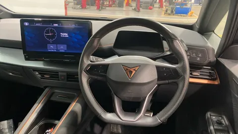 Cupra                     Born 150kW V1 58kWh Auto