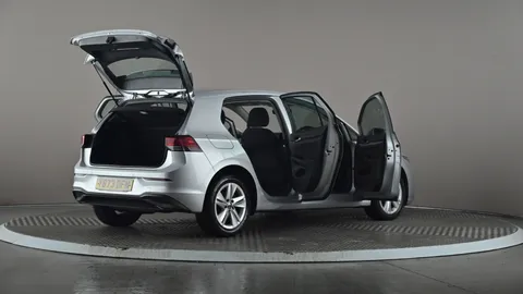 VOLKSWAGEN GOLF 1.5 TSI Life