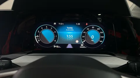 VOLKSWAGEN GOLF 1.5 TSI Life