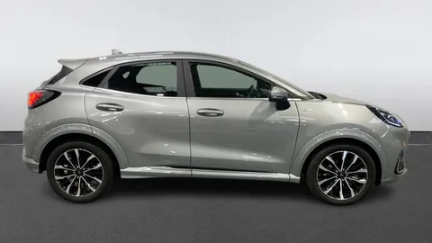 Ford Puma 1.0 EcoBoost Hybrid mHEV 155 ST-Line Vignale