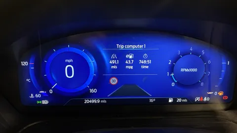 Ford Puma 1.0 EcoBoost Hybrid mHEV 155 ST-Line Vignale