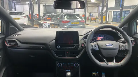 Ford Puma 1.0 EcoBoost Hybrid mHEV ST DCT