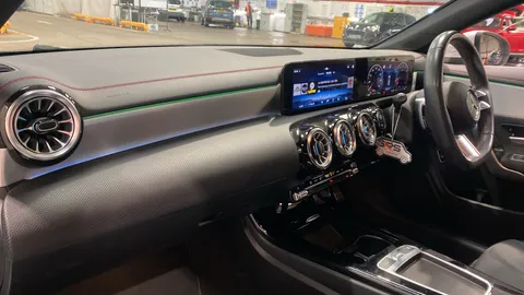 Mercedes-Benz Cla Class CLA 200 AMG Line Executive Tip Auto