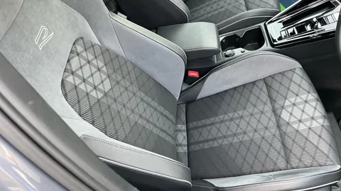 Volkswagen Golf 1.5 eTSI 150 R-Line DSG