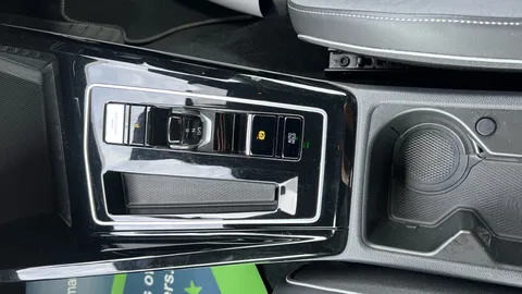 Volkswagen Golf 1.5 eTSI 150 R-Line DSG