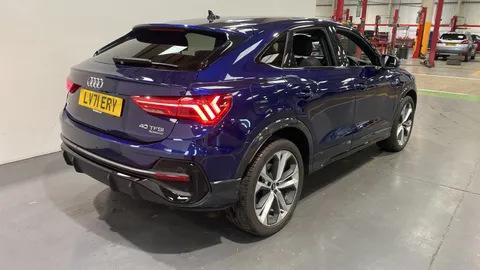 Audi Q3 40 TFSI Quattro Black Edition S Tronic