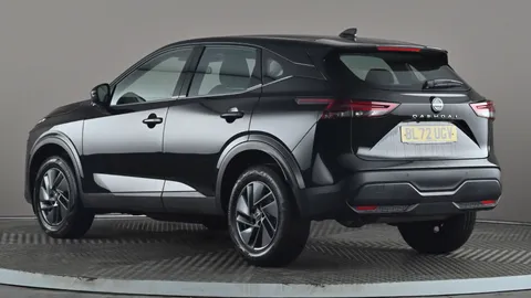 NISSAN QASHQAI 1.3 DiG-T MH Acenta Premium