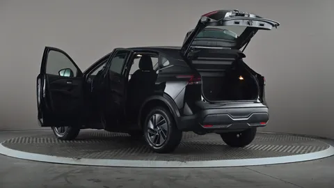 NISSAN QASHQAI 1.3 DiG-T MH Acenta Premium