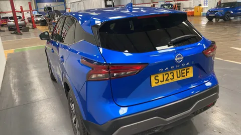 Nissan Qashqai 1.3 DiG-T MH N-Connecta