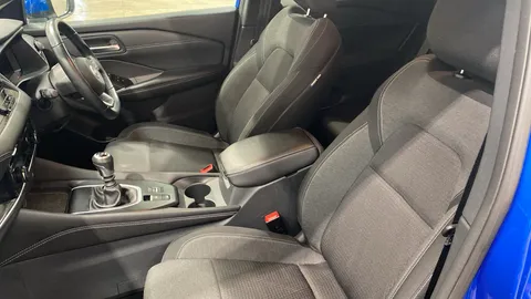 Nissan Qashqai 1.3 DiG-T MH N-Connecta