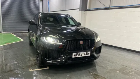 Jaguar F-Pace 2.0d [180] Chequered Flag Auto AWD