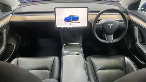 Tesla                     Model 3 RWD Auto