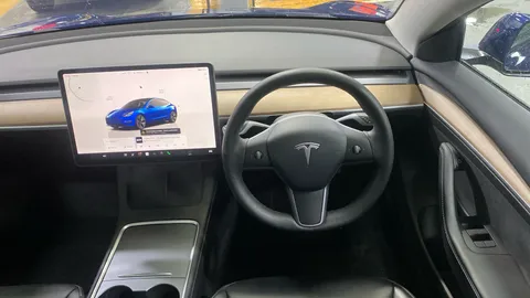 Tesla                     Model 3 RWD Auto