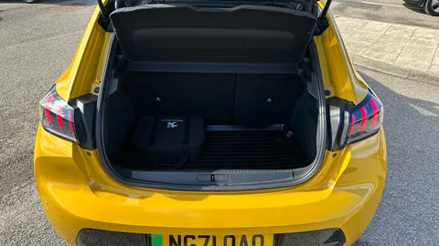 Peugeot 208 100kW GT Premium 50kWh Auto