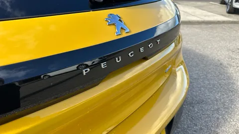 Peugeot 208 100kW GT Premium 50kWh Auto