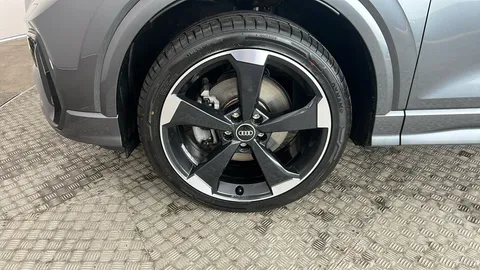 AUDI Q2 35 TFSI Black Edition S Tronic