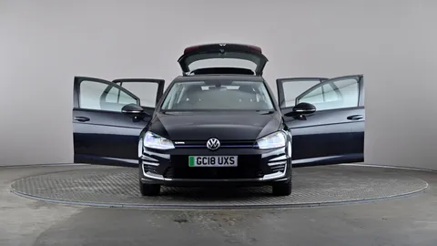 VOLKSWAGEN GOLF 99kW e-Golf 35kWh Auto