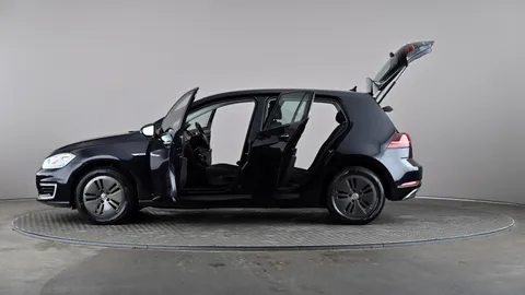 VOLKSWAGEN GOLF 99kW e-Golf 35kWh Auto