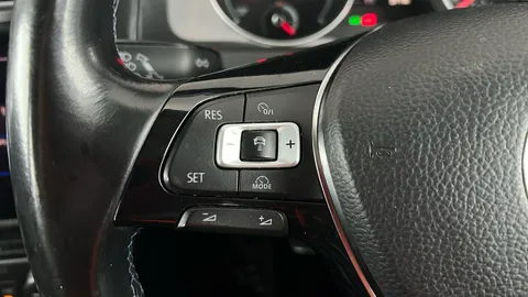 VOLKSWAGEN GOLF 99kW e-Golf 35kWh Auto