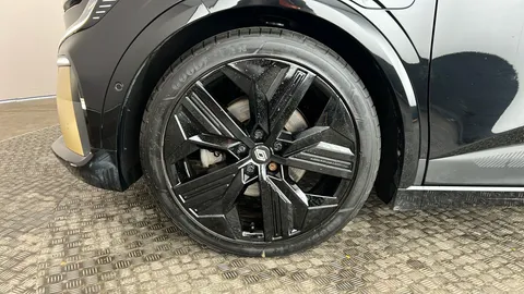 RENAULT MEGANE E-TECH EV60 160kW Launch Edition 60kWh OC Auto