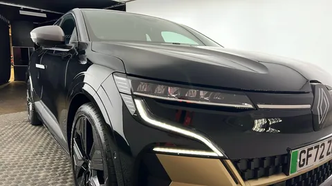 RENAULT MEGANE E-TECH EV60 160kW Launch Edition 60kWh OC Auto