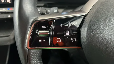 RENAULT MEGANE E-TECH EV60 160kW Launch Edition 60kWh OC Auto