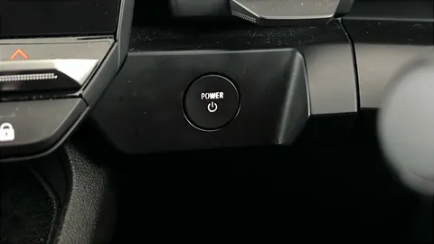 RENAULT MEGANE E-TECH EV60 160kW Launch Edition 60kWh OC Auto