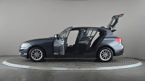 BMW 1 SERIES 116d SE Business [Nav/Servotronic]