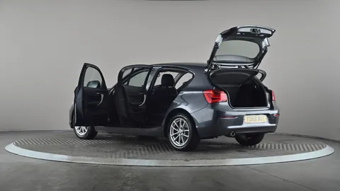 BMW 1 SERIES 116d SE Business [Nav/Servotronic]