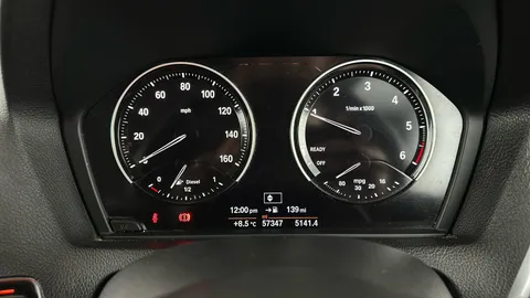 BMW 1 SERIES 116d SE Business [Nav/Servotronic]