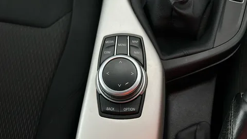 BMW 1 SERIES 116d SE Business [Nav/Servotronic]