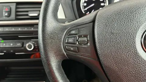 BMW 1 SERIES 116d SE Business [Nav/Servotronic]