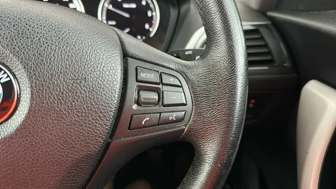 BMW 1 SERIES 116d SE Business [Nav/Servotronic]