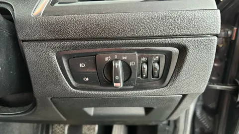 BMW 1 SERIES 116d SE Business [Nav/Servotronic]