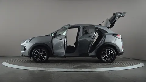 FORD PUMA 1.0 EcoBoost Hybrid mHEV Titanium