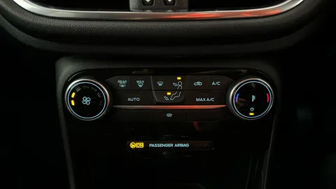 FORD PUMA 1.0 EcoBoost Hybrid mHEV Titanium